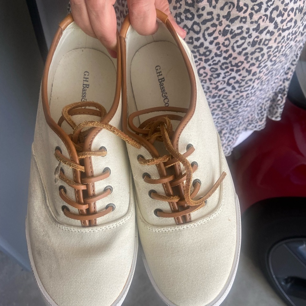 White G.H Bass & Co Shoes